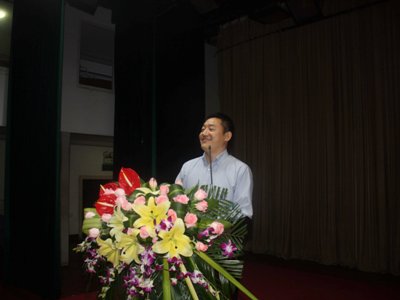 201111120008